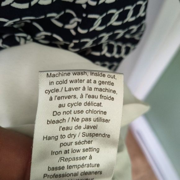 Maison Coupe, size US 4, dark navy / black and white chain design - Picture 5 of 5